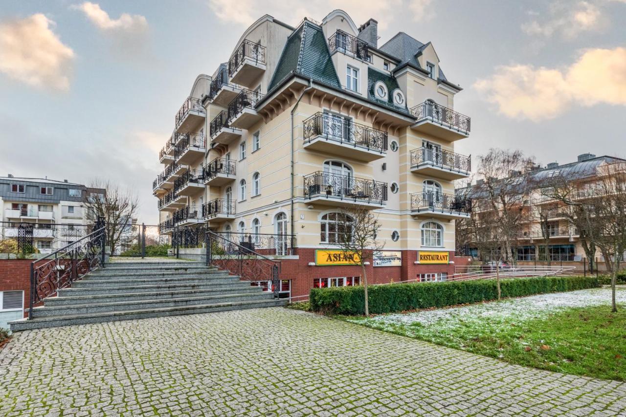 Apartamenty Trzy Korony By Noclegi Renters Swinoujscie Ngoại thất bức ảnh
